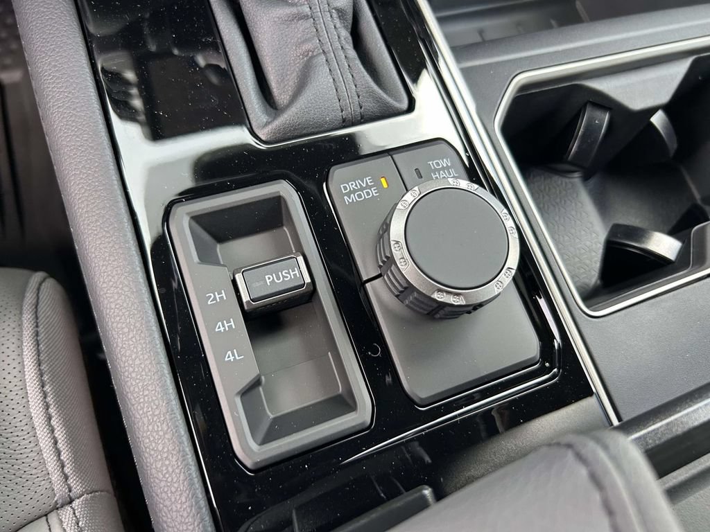 New 2026 Toyota Tundra Limited AWD/4WD image 22