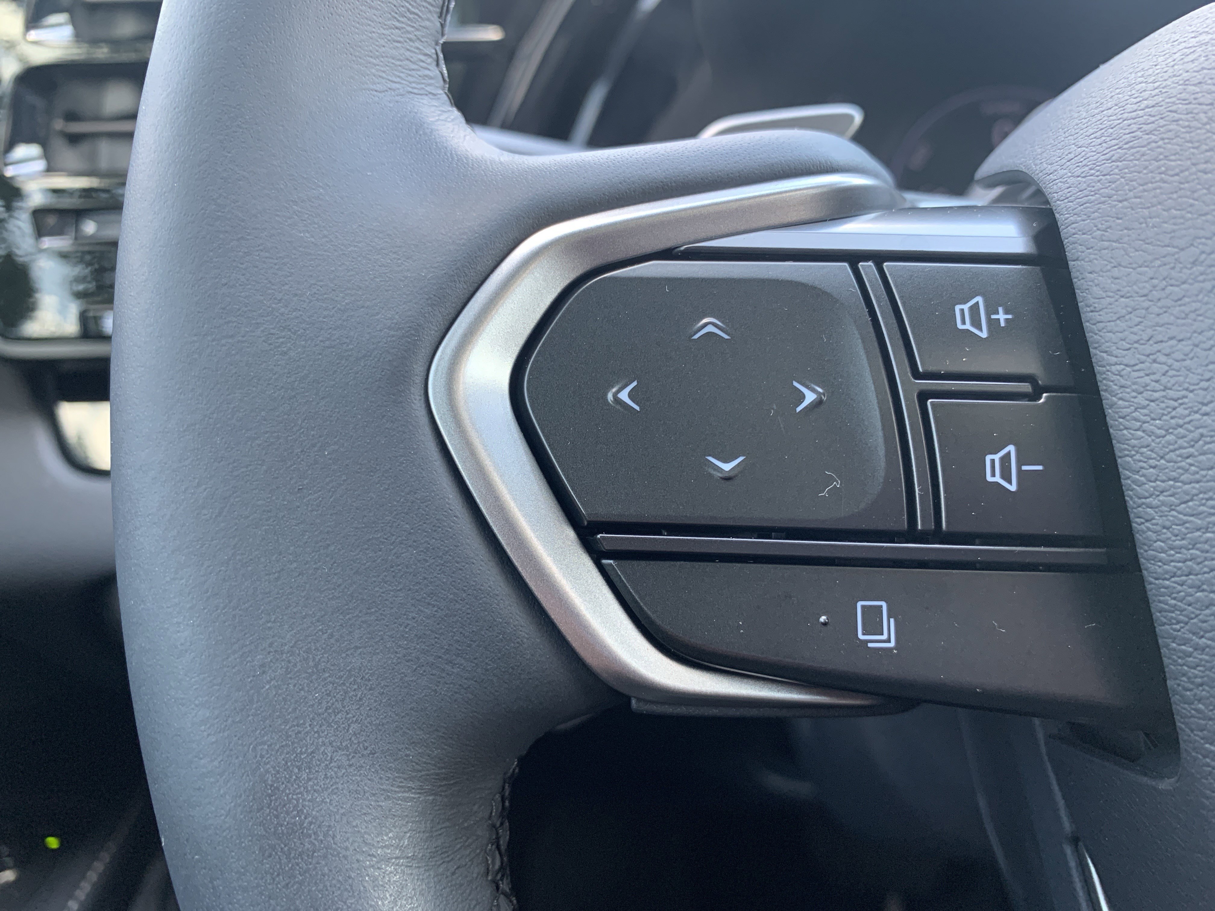 Certified 2023 Lexus RX 350 w/ Cold Area Package AWD/4WD image 19
