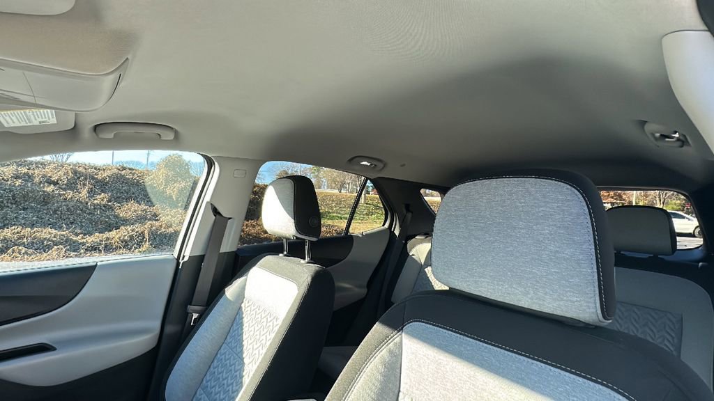 Used 2023 Chevrolet Equinox LS w/ LS Convenience Package image 13