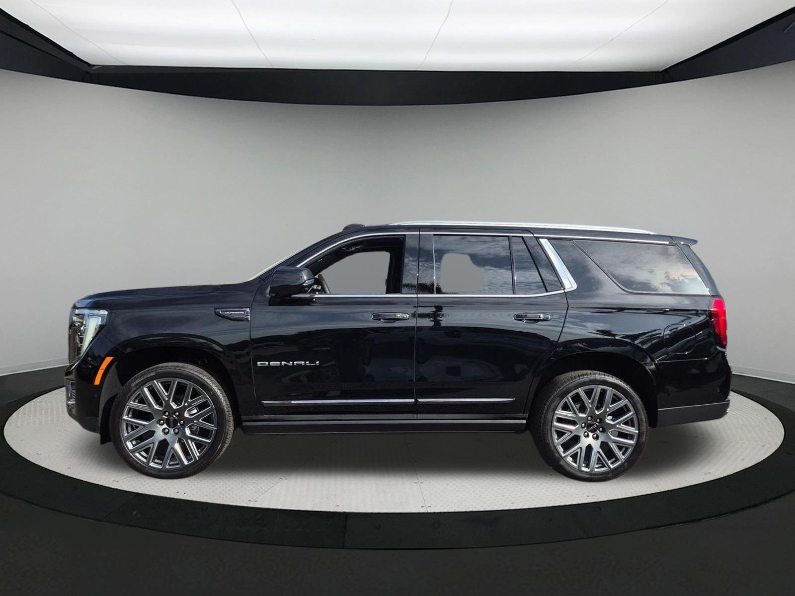 New 2026 GMC Yukon Denali Ultimate w/ LPO, Floor Liner Package AWD/4WD video 2