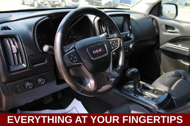 Used 2015 GMC Canyon SLE w/ All-Terrain Package AWD/4WD image 3