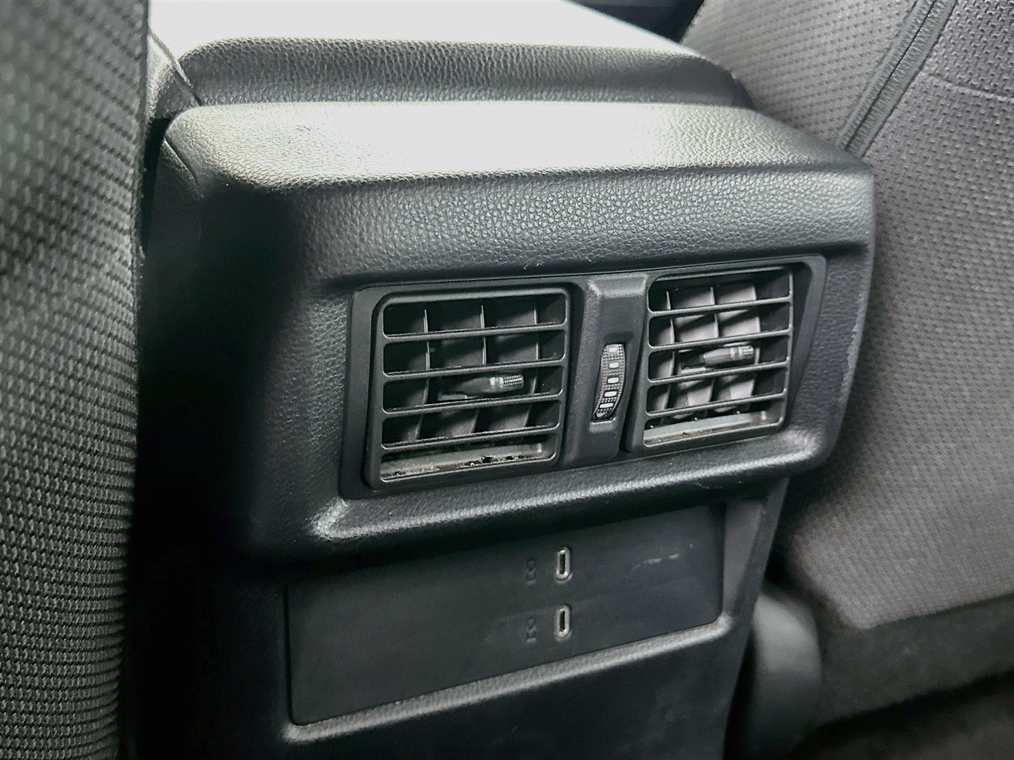 Used 2025 Toyota 4Runner SR5 AWD/4WD image 27
