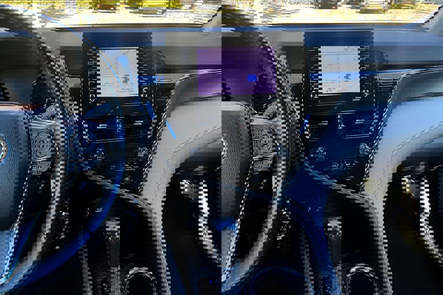 Used 2023 Toyota Camry SE image 6