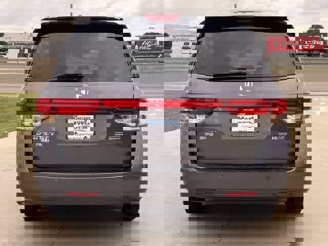 Used 2016 Honda Odyssey Touring Elite image 6