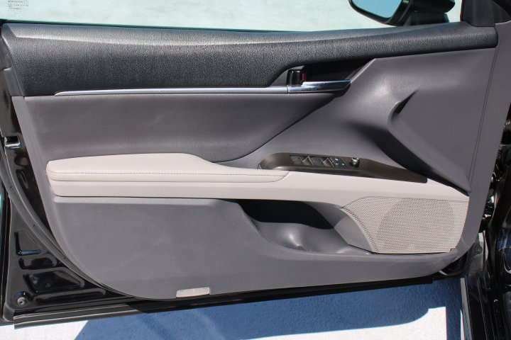 Used 2022 Toyota Camry XSE image 10