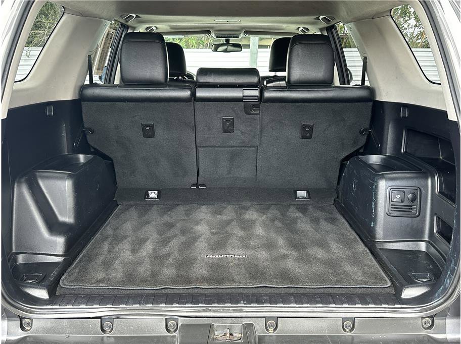 Used 2013 Toyota 4Runner SR5 w/ Premium Pkg AWD/4WD image 30