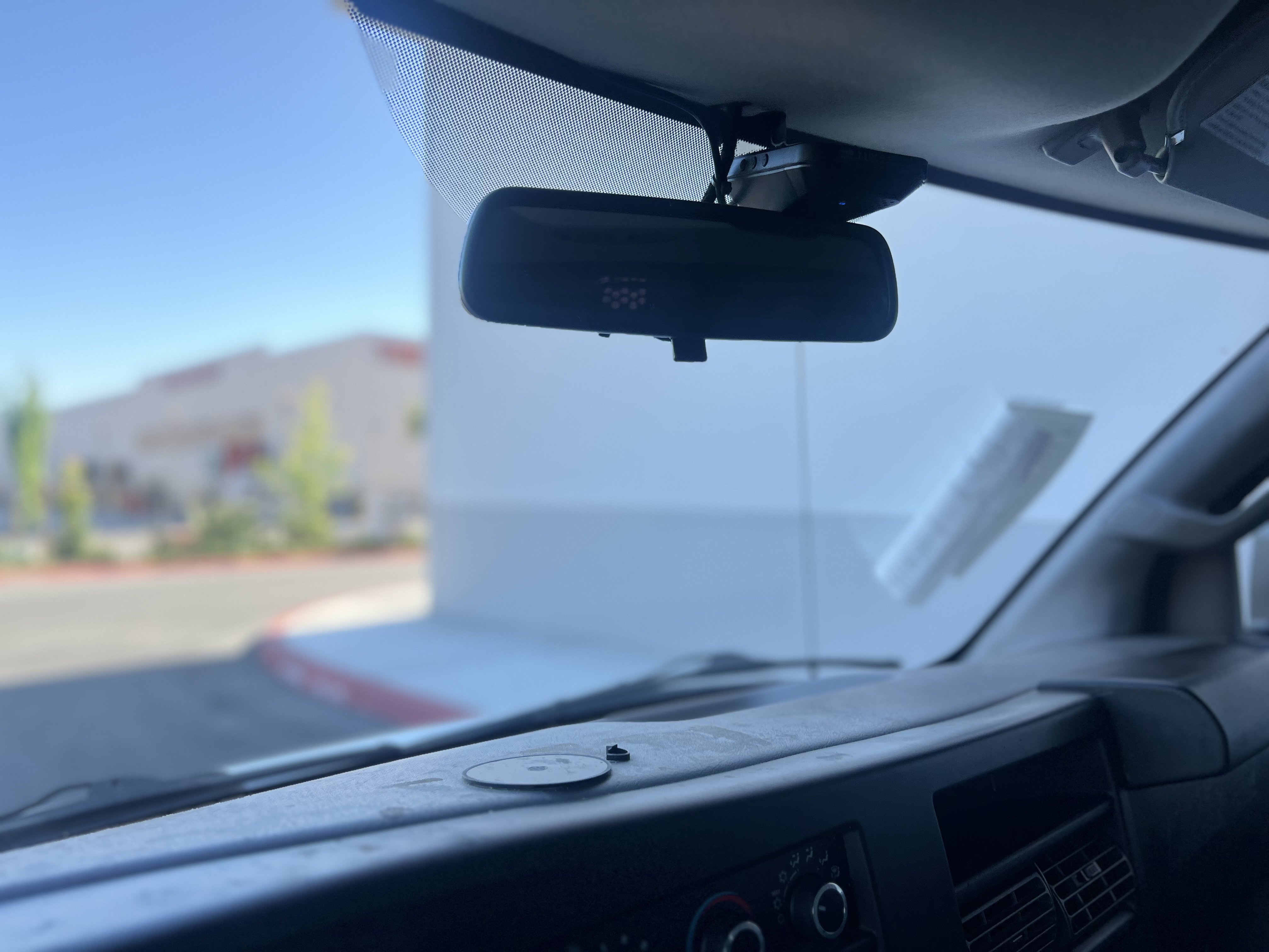 Used 2018 Chevrolet Express 2500 w/ Driver Convenience Package RWD image 9
