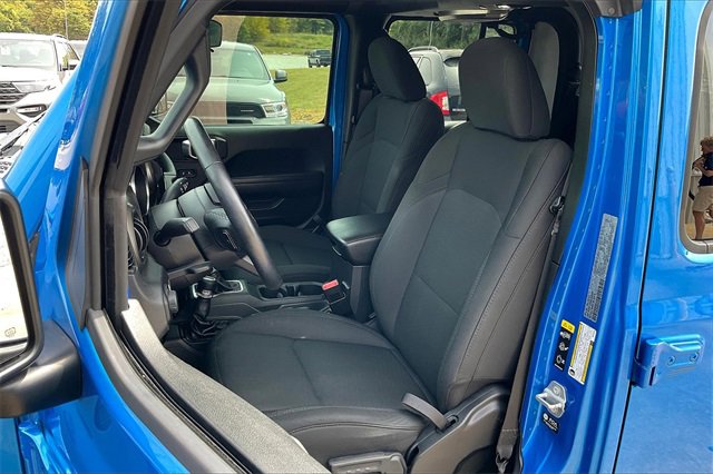 Used 2021 Jeep Gladiator Willys image 24