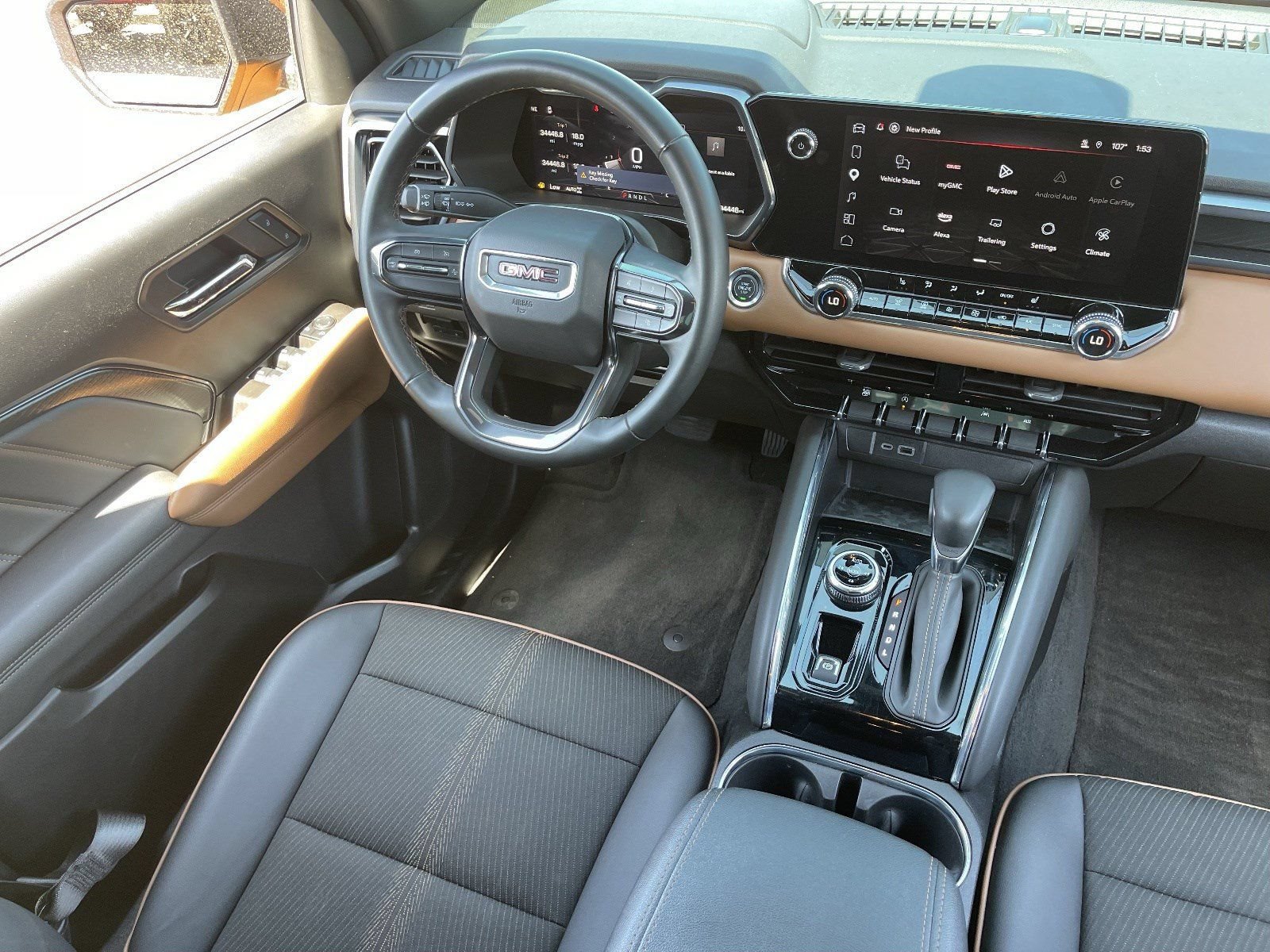 Certified 2025 GMC Canyon AT4 AWD/4WD image 15