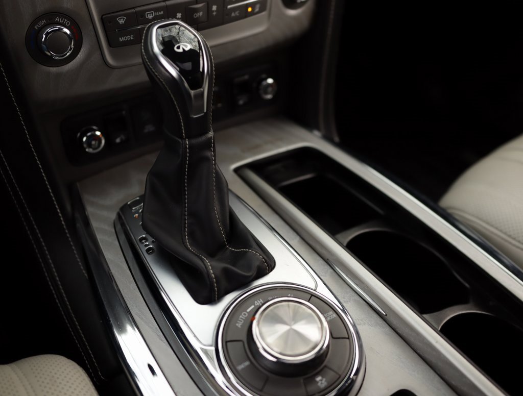 Used 2019 INFINITI QX80 Limited w/ All-Season Package image 24