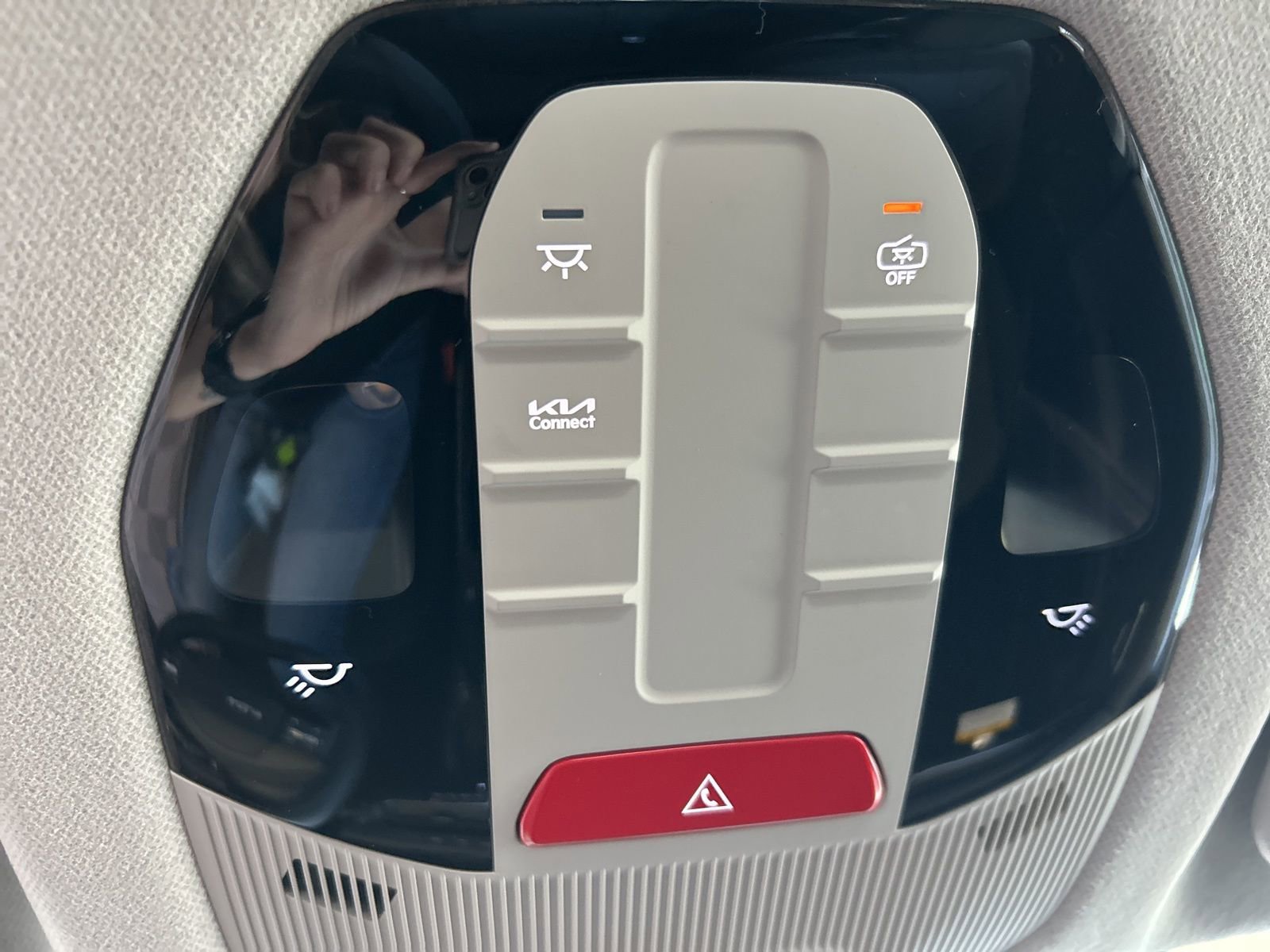 New 2025 Kia K4 LXS image 27