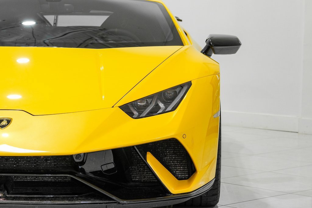 Used 2018 Lamborghini Huracan Performante image 47