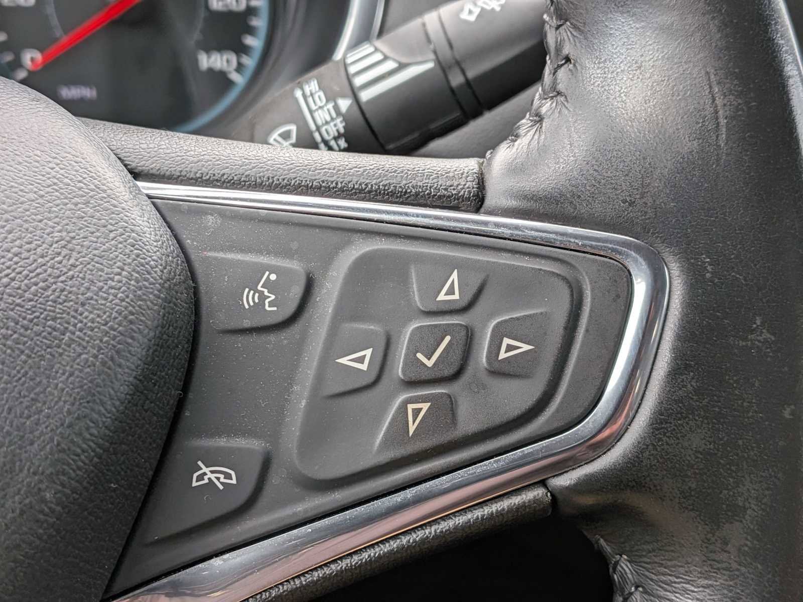 Used 2020 Chevrolet Malibu LT w/ Leather Package image 26