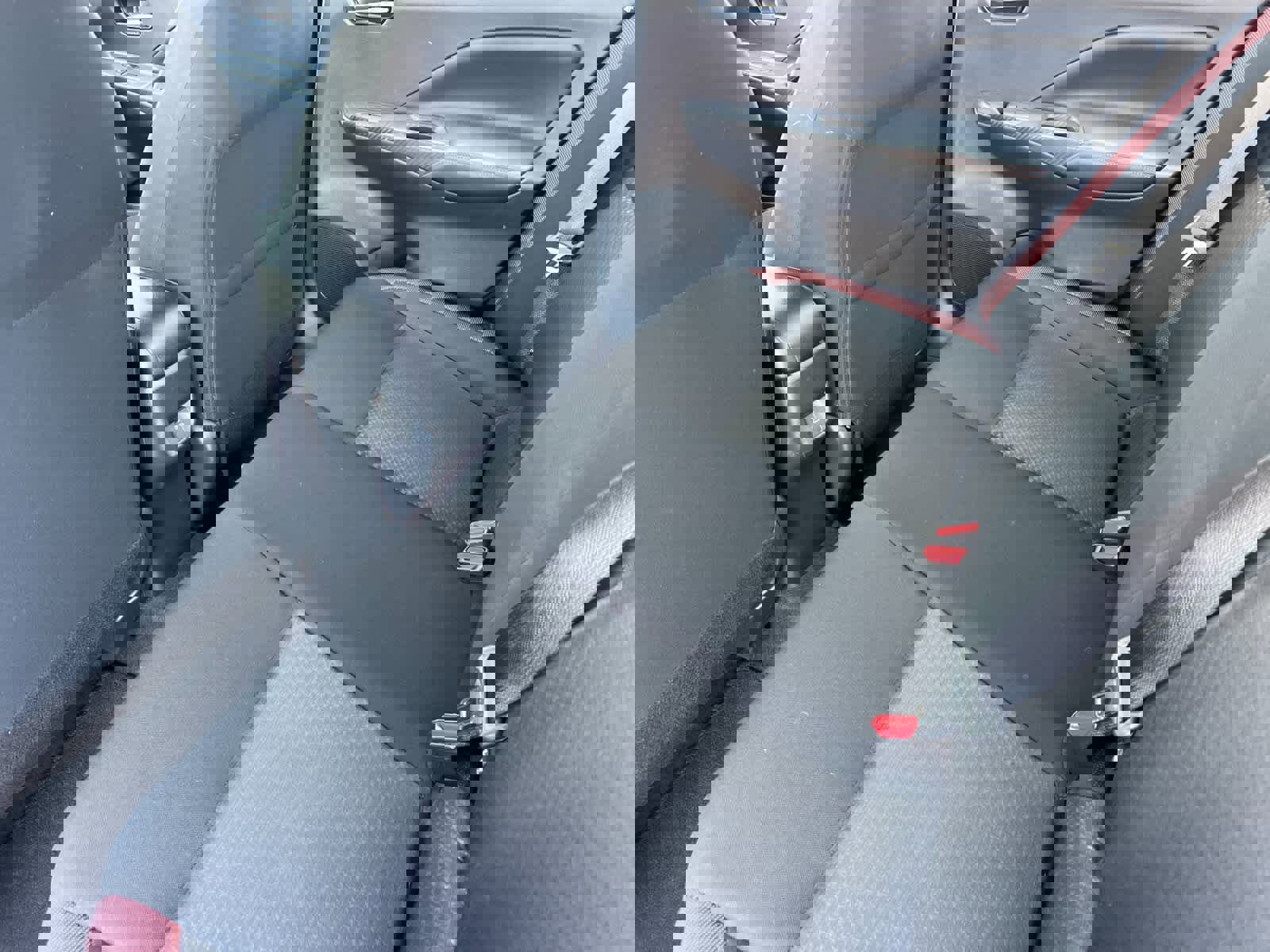 Used 2024 Nissan Versa SR image 5