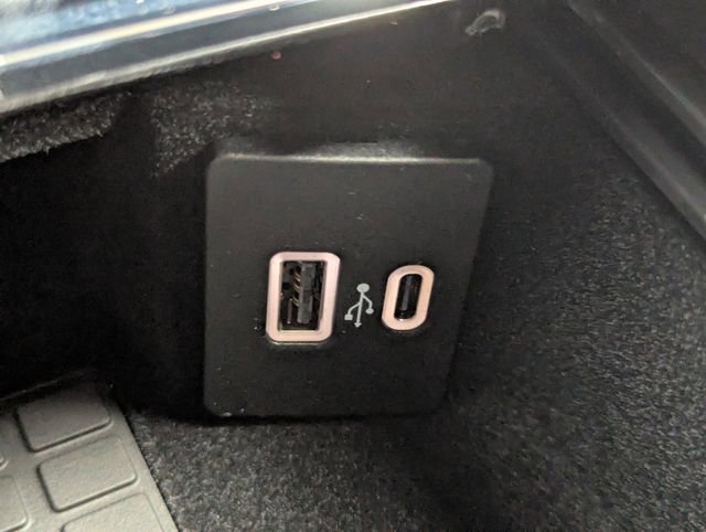 New 2026 Lincoln Corsair Reserve image 21