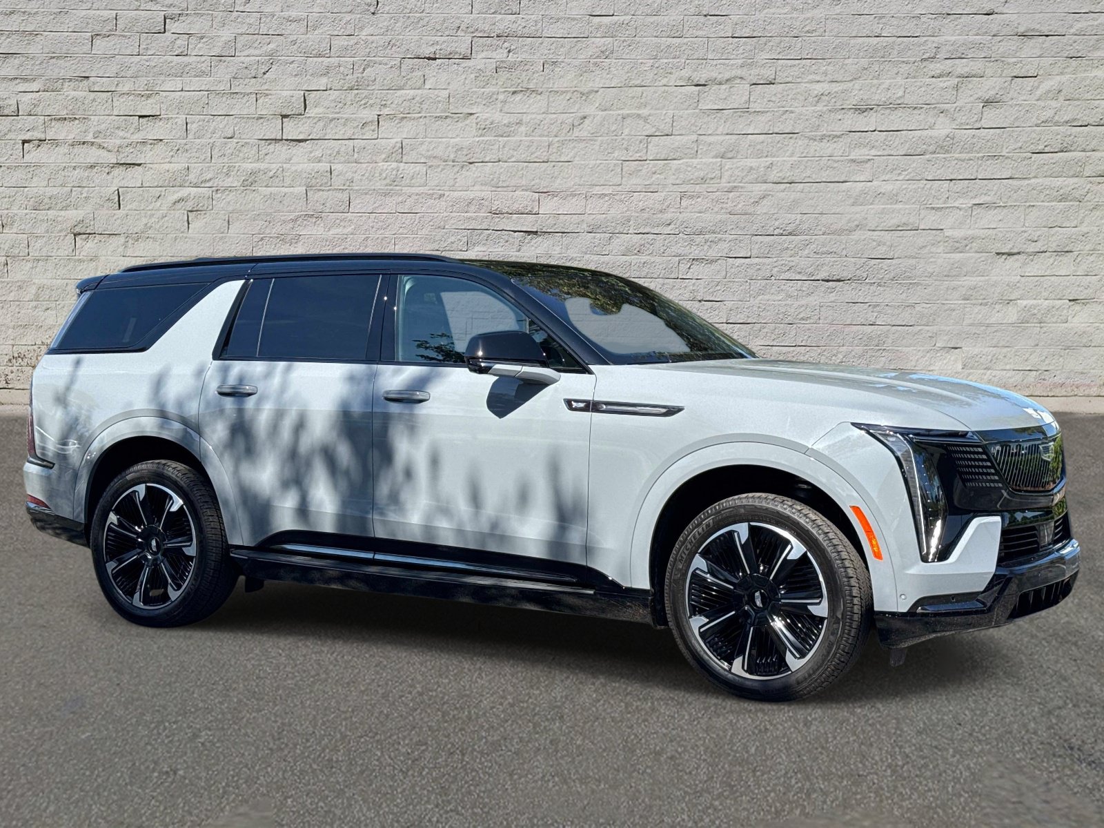Used 2026 Cadillac Escalade IQL Sport 1 AWD/4WD image 6