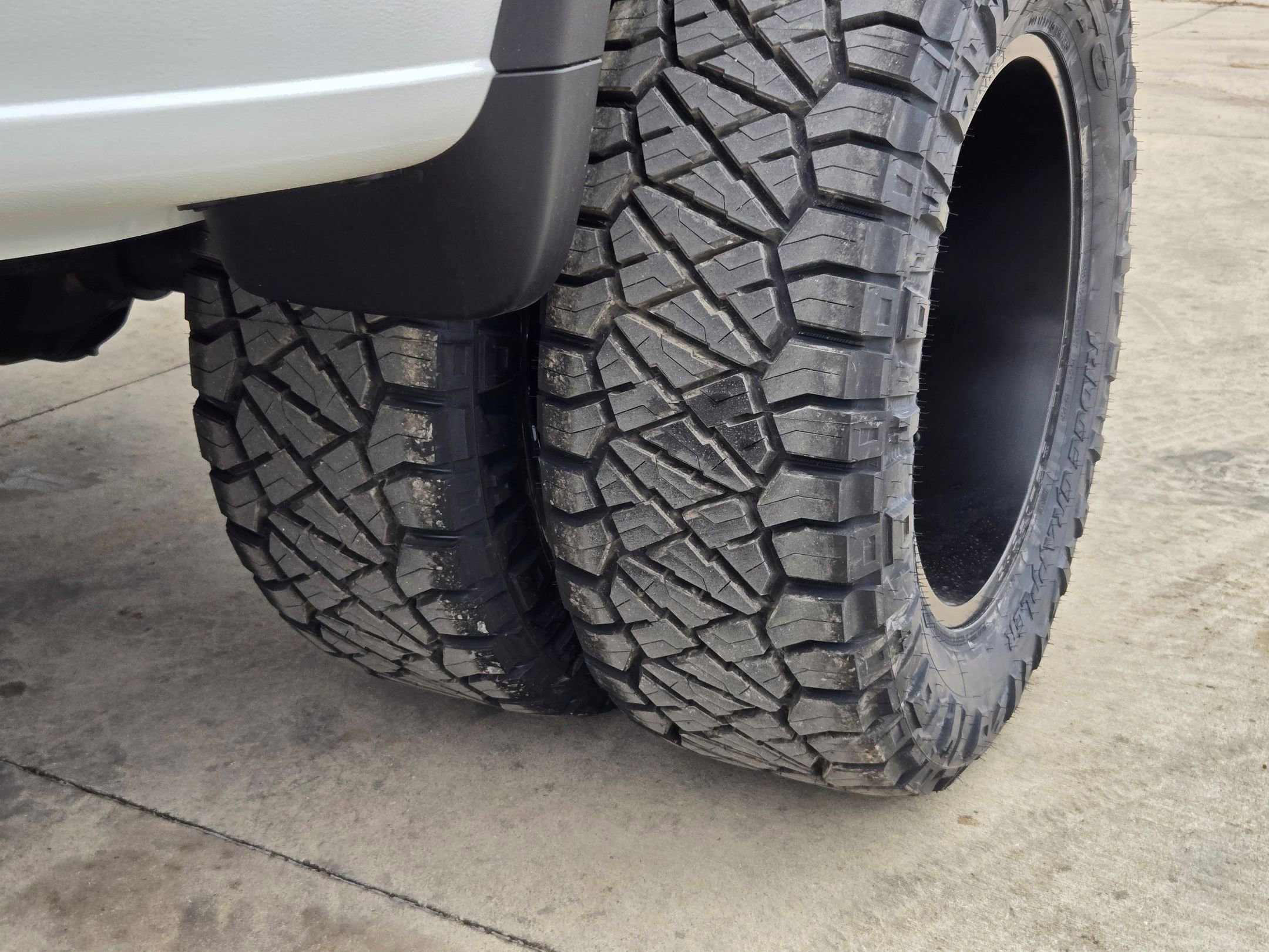 New 2025 GMC Sierra 3500 Denali Ultimate image 11