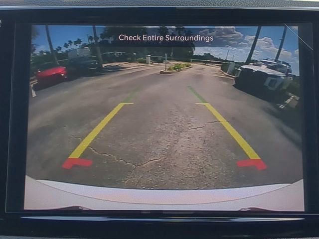 New 2027 Chrysler Pacifica Select FWD image 26
