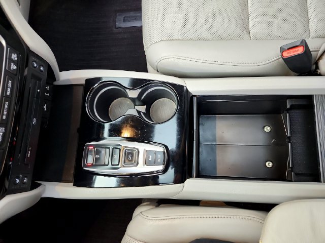 Used 2017 Honda Pilot Elite image 26