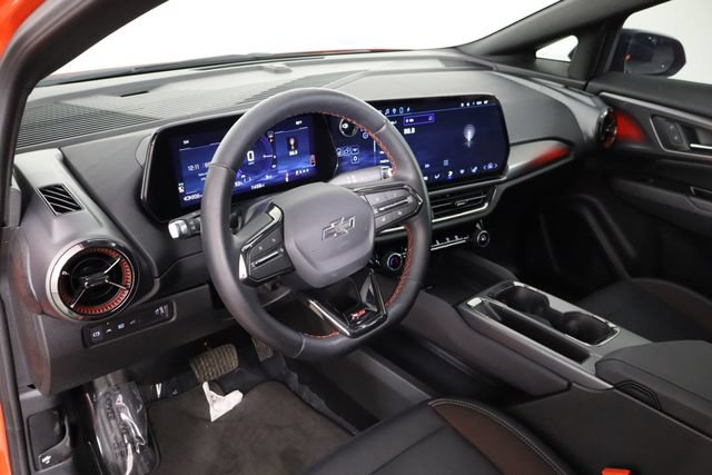 Used 2025 Chevrolet Equinox EV RS FWD image 27