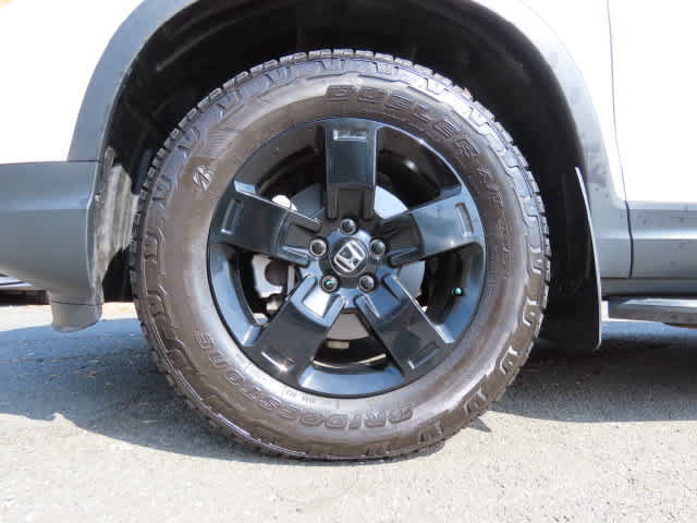 Used 2024 Honda Ridgeline Black Edition image 8