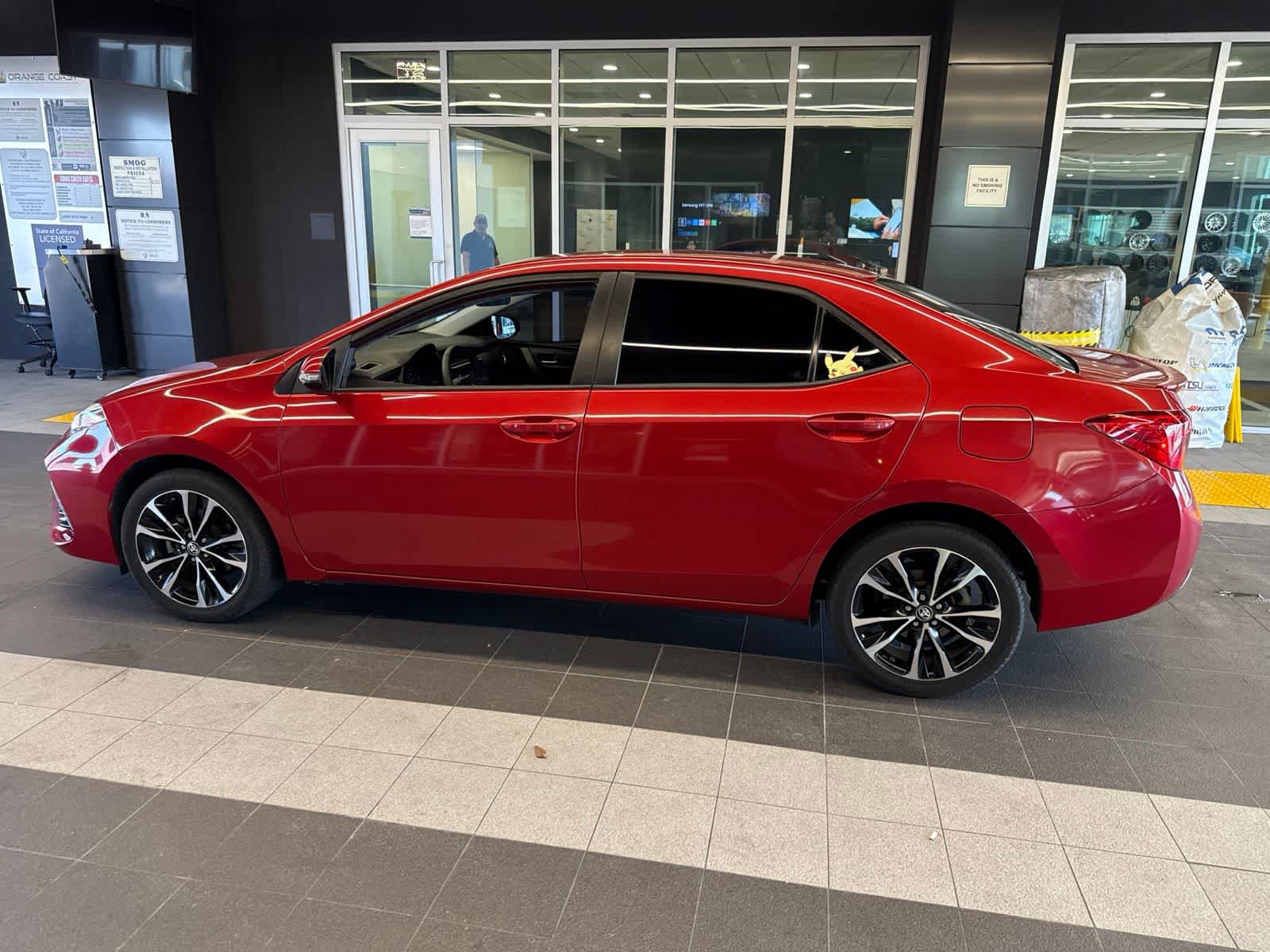 Used 2019 Toyota Corolla SE w/ Carpet Mat Package (TMS) FWD image 13