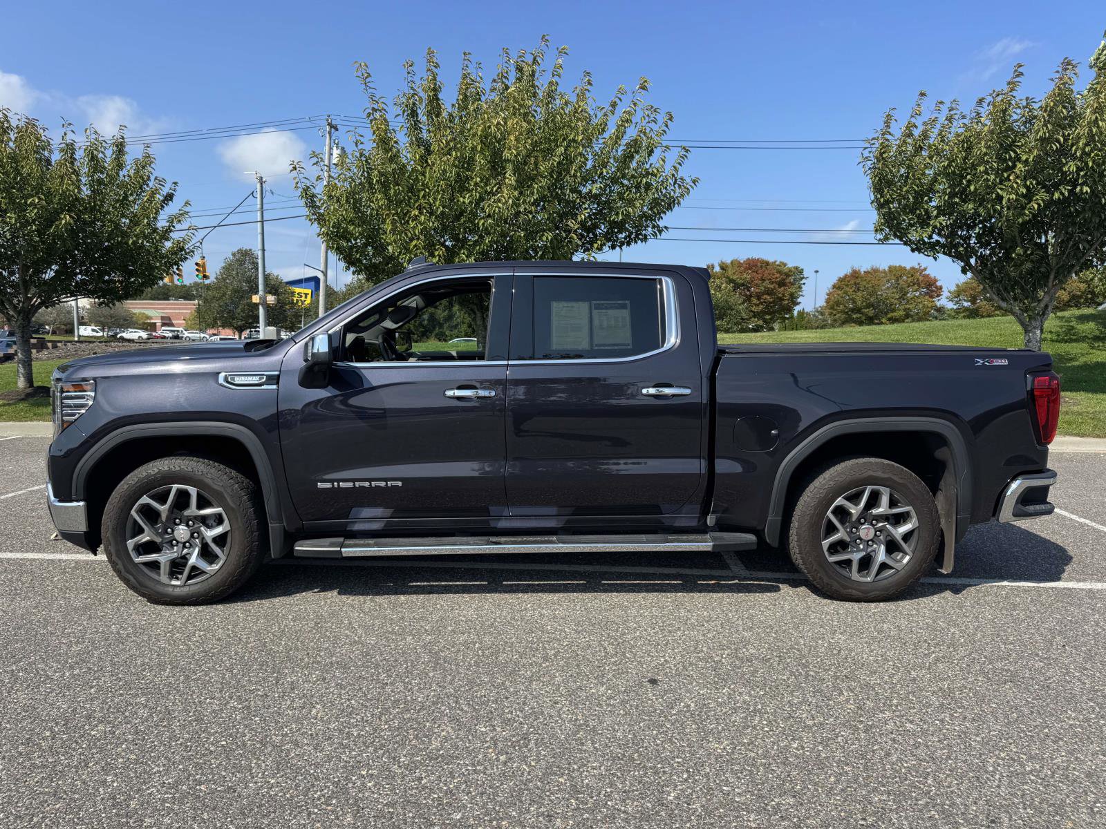 Used 2023 GMC Sierra 1500 SLT w/ SLT Premium Plus Package image 3