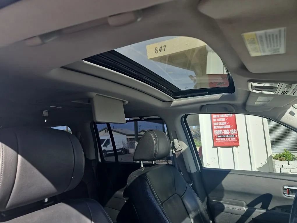 Used 2013 Honda Pilot Touring image 36