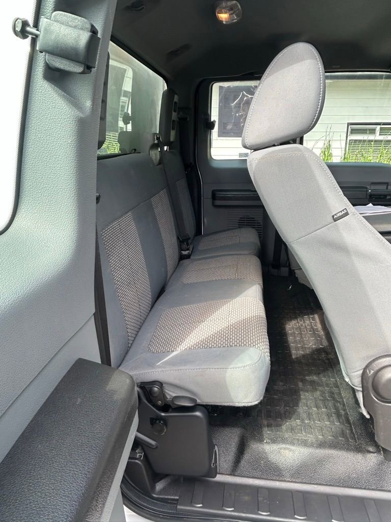 Used 2016 Ford F250 XL w/ XL Appearance Package AWD/4WD image 25