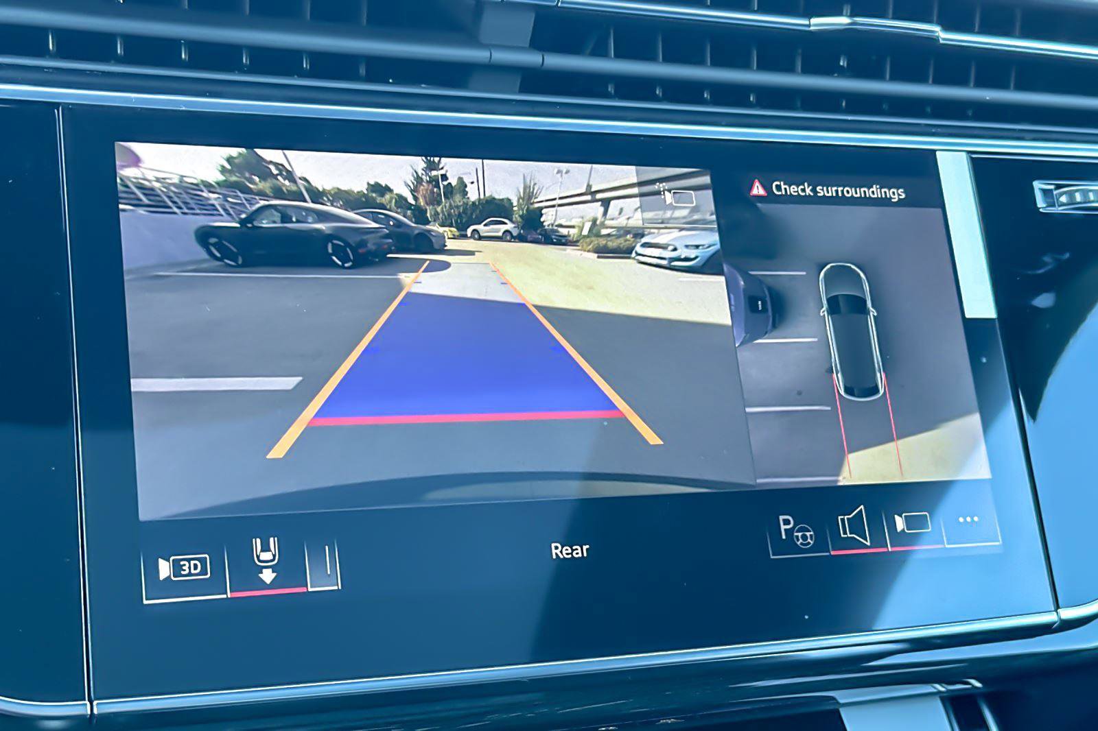 New 2026 Audi Q8 Prestige image 19