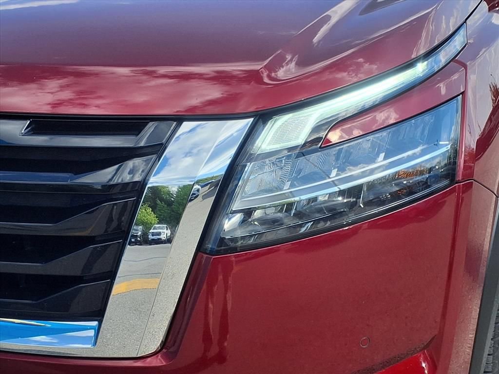 Used 2022 Nissan Pathfinder SL w/ SL Premium Package AWD/4WD image 7