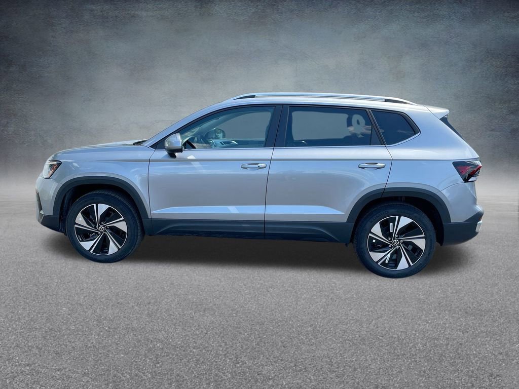 New 2025 Volkswagen Taos SE image 28