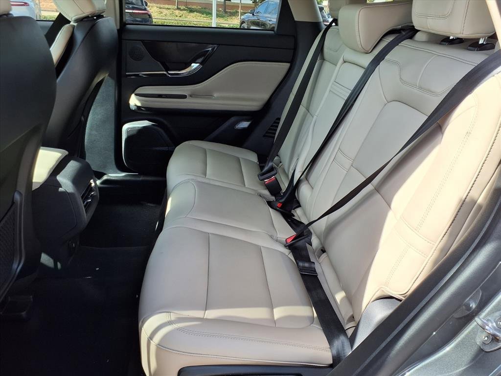 New 2026 Lincoln Corsair Premiere image 12