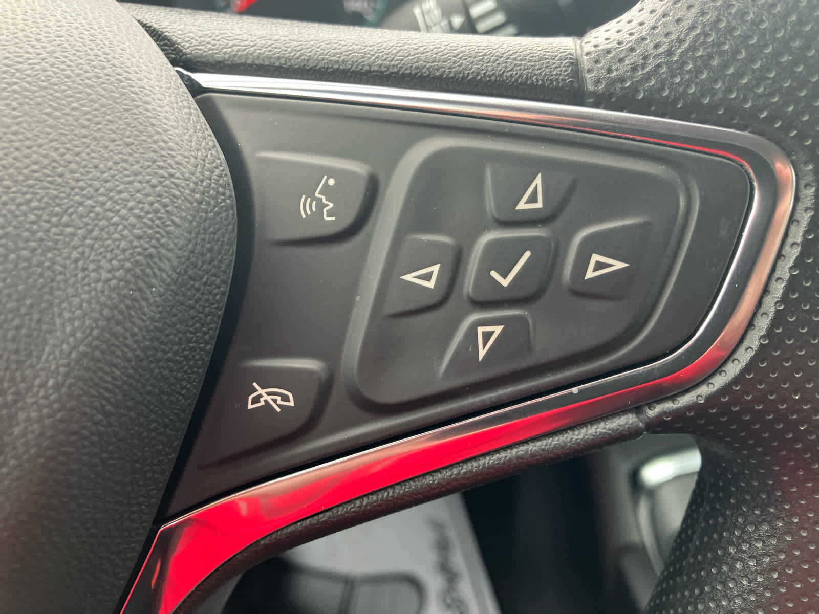 Used 2024 Chevrolet Malibu LT image 18