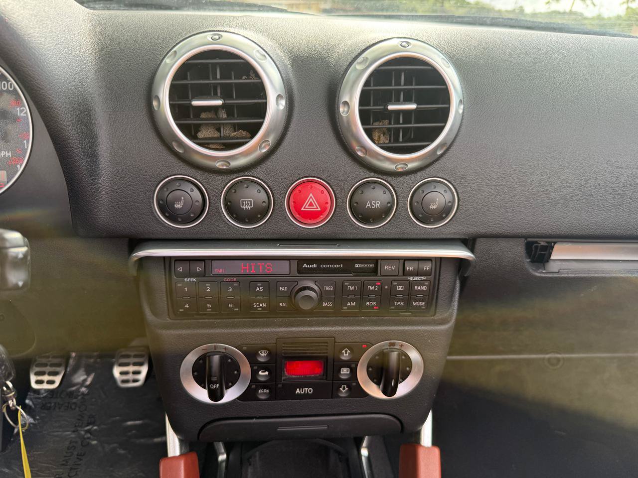 Used 2001 Audi TT 1.8T FWD image 29