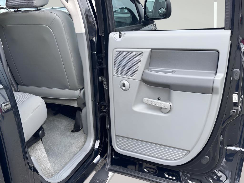 Used 2006 Dodge Ram 1500 Truck SLT RWD image 15