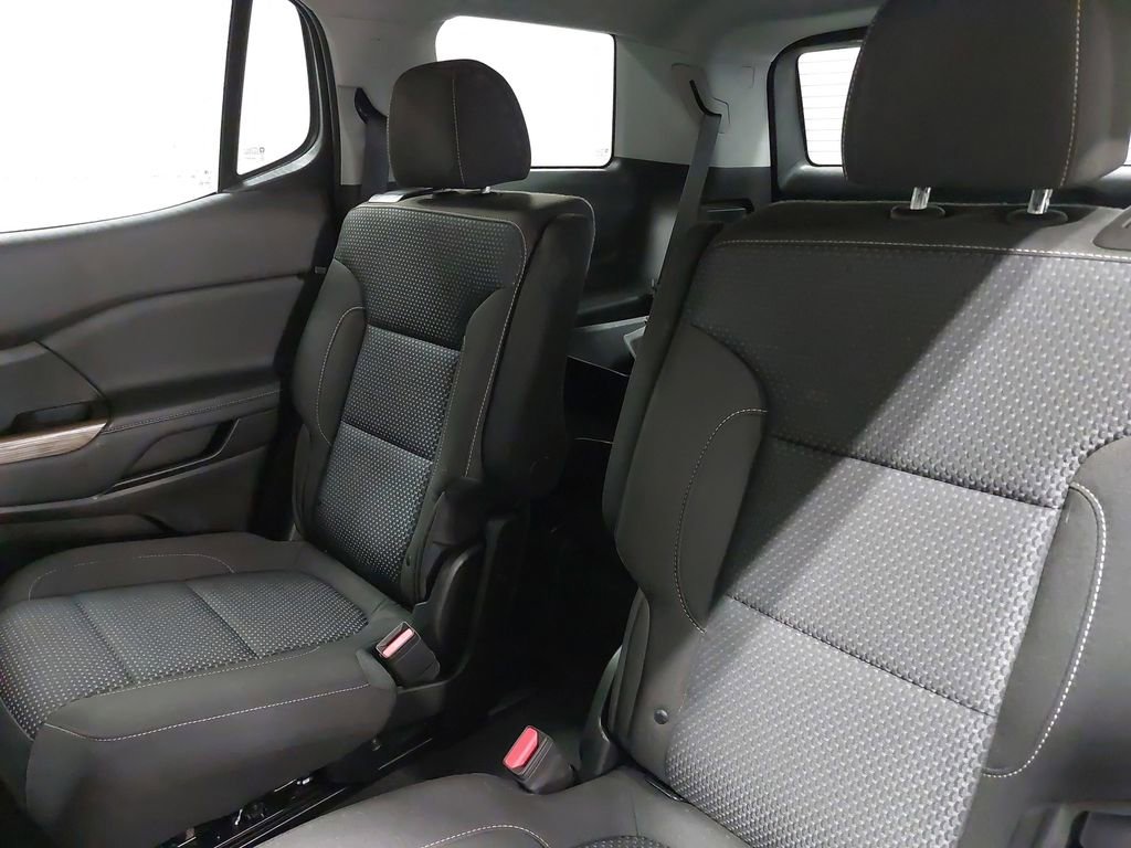 Used 2023 GMC Acadia SLE w/ Driver Convenience Package image 15