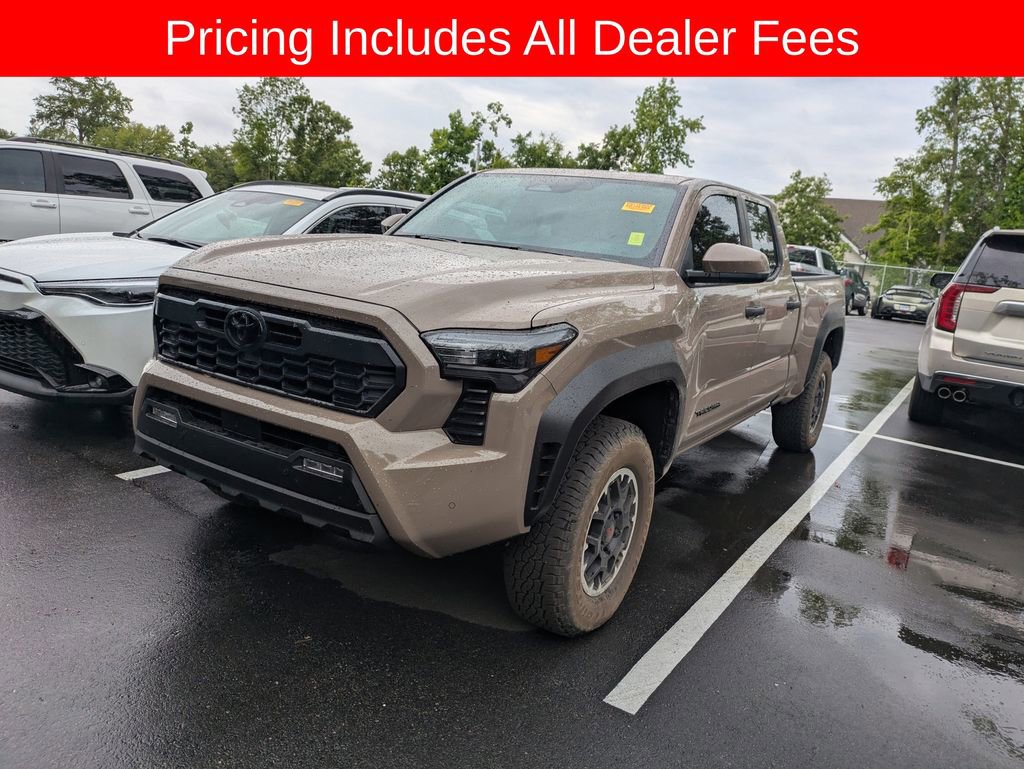 Used 2026 Toyota Tacoma TRD Off-Road w/ TRD Off Road Upgrade Package AWD/4WD image 4