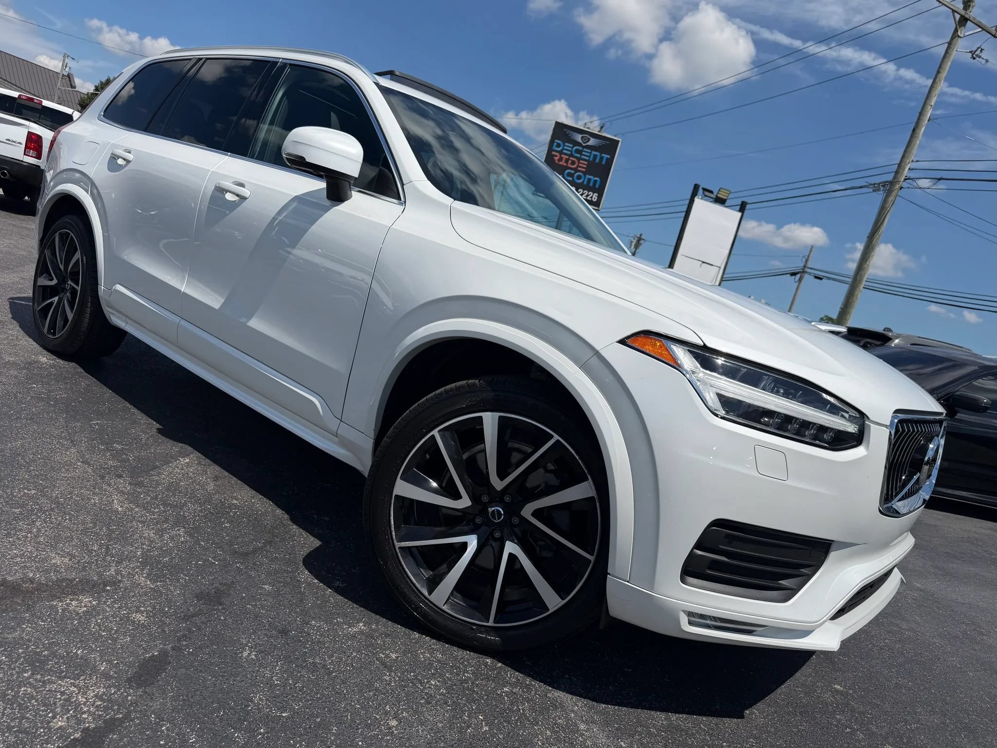 Used 2020 Volvo XC90 T6 Momentum w/ Protection Package AWD/4WD image 57