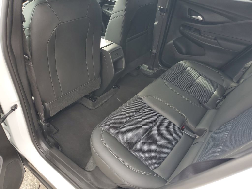 Used 2025 Buick Envista Preferred image 26