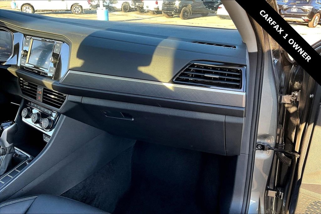 Used 2024 Volkswagen Jetta SE image 24