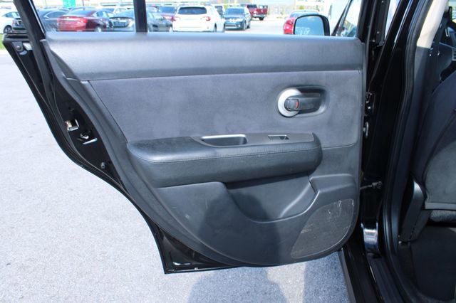 Used 2008 Nissan Versa 1.8 S w/ PWR Pkg FWD image 23