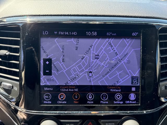 Used 2019 Jeep Grand Cherokee Limited AWD/4WD image 23