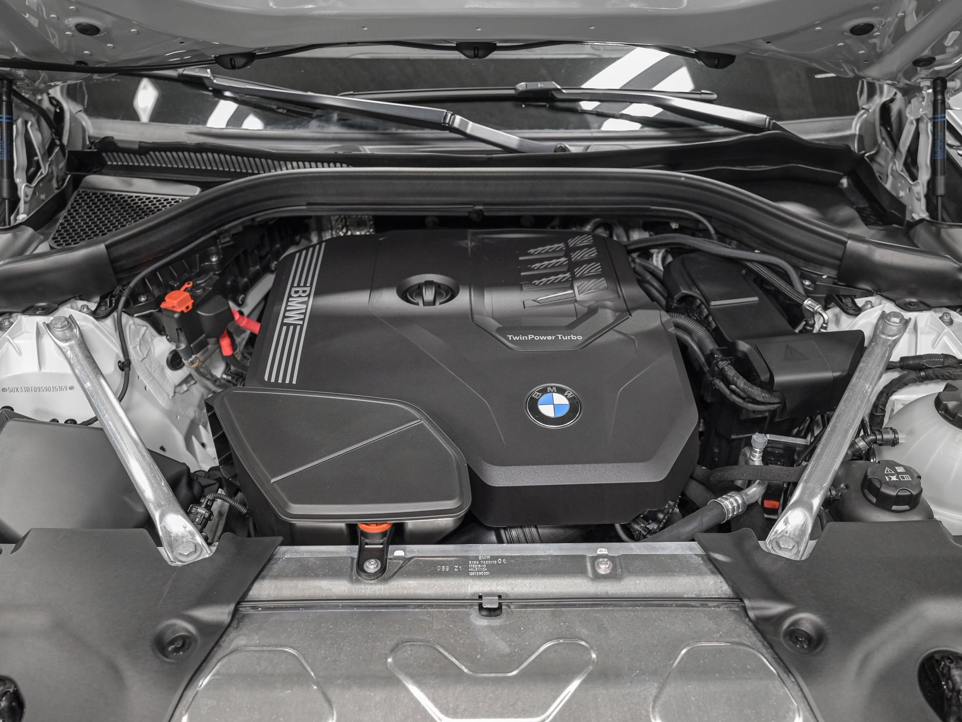 Used 2025 BMW X4 xDrive30i w/ Premium Package AWD/4WD image 11