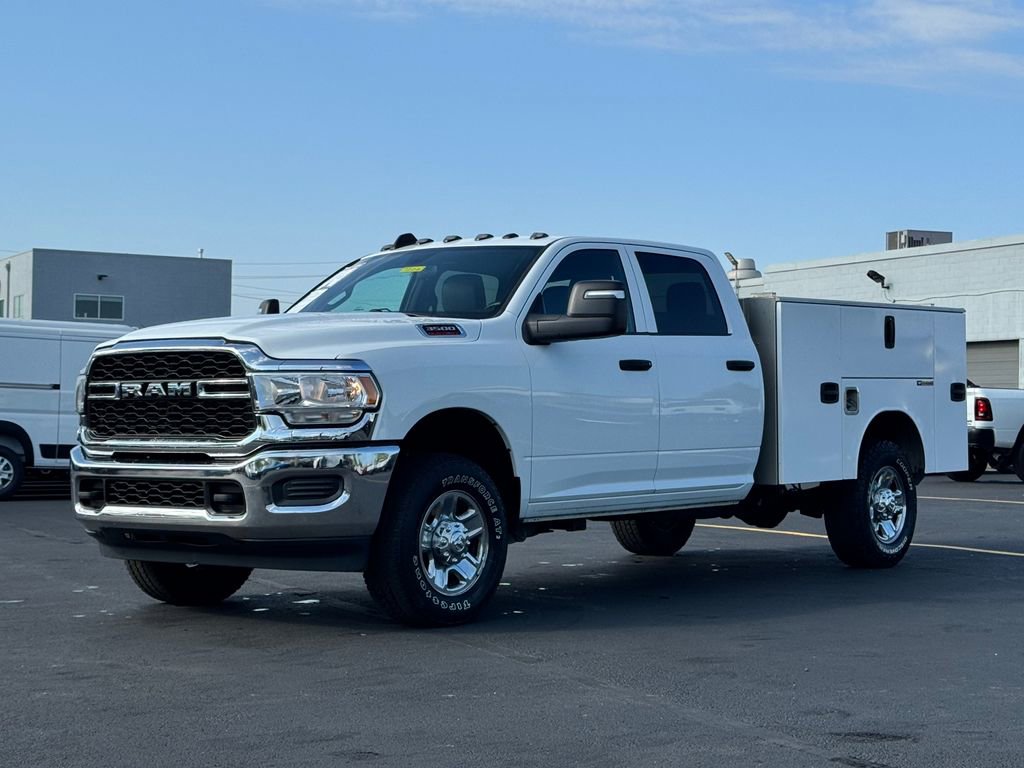 Used 2024 RAM 3500 Tradesman AWD/4WD image 3