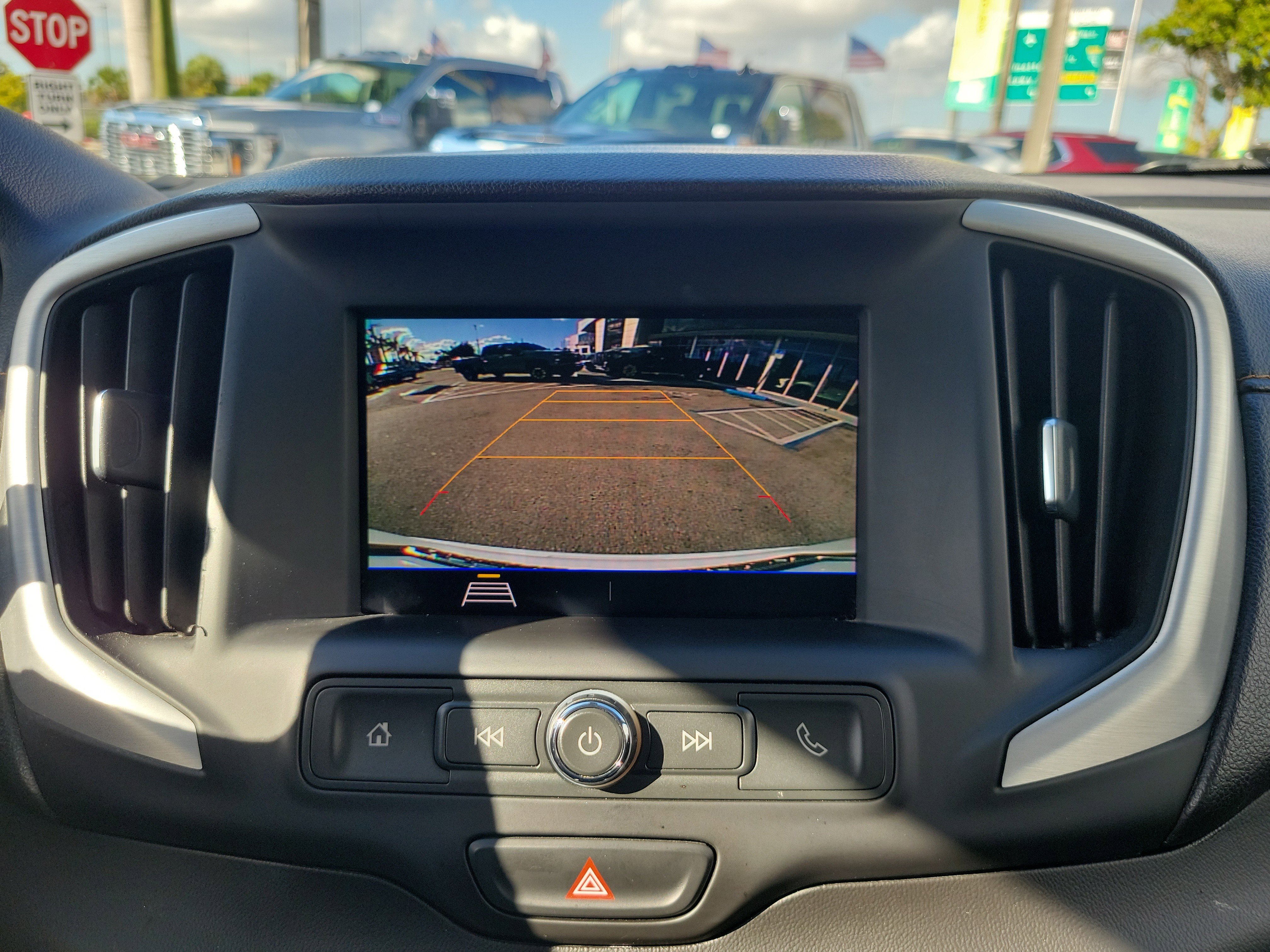 Used 2020 GMC Terrain SLE image 9