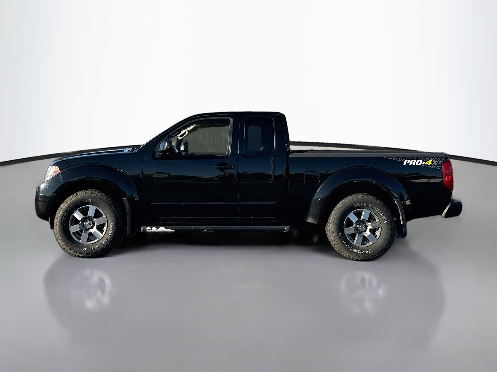 Used 2013 Nissan Frontier PRO-4X AWD/4WD image 4