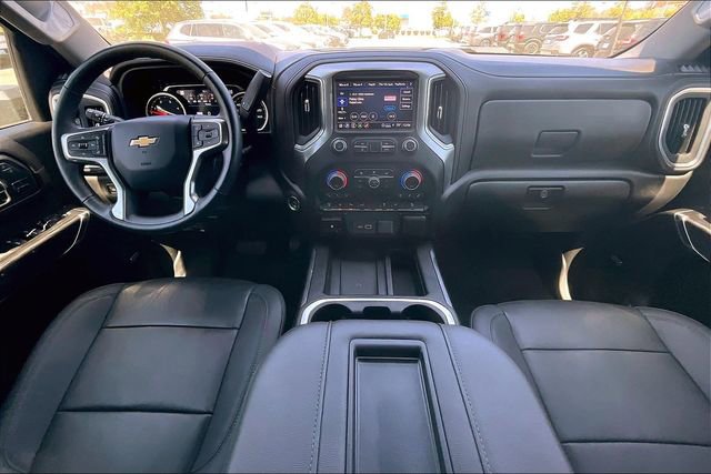 Used 2022 Chevrolet Silverado 2500 LTZ w/ LTZ Plus Package image 7