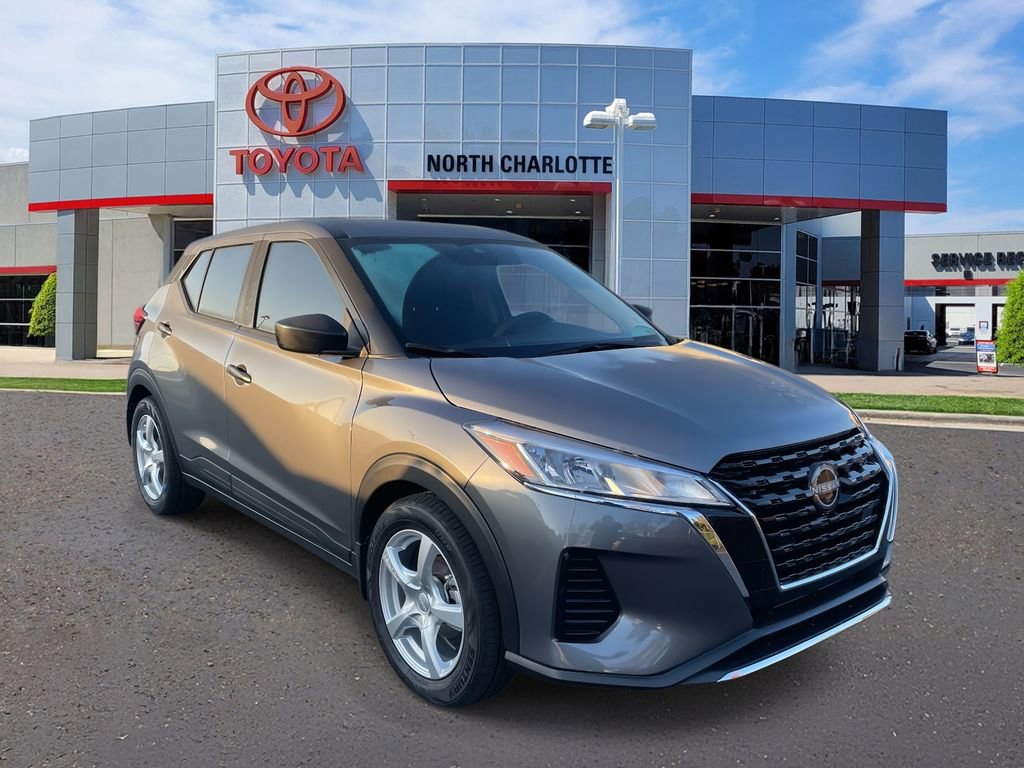 Used 2025 Nissan Kicks Play S