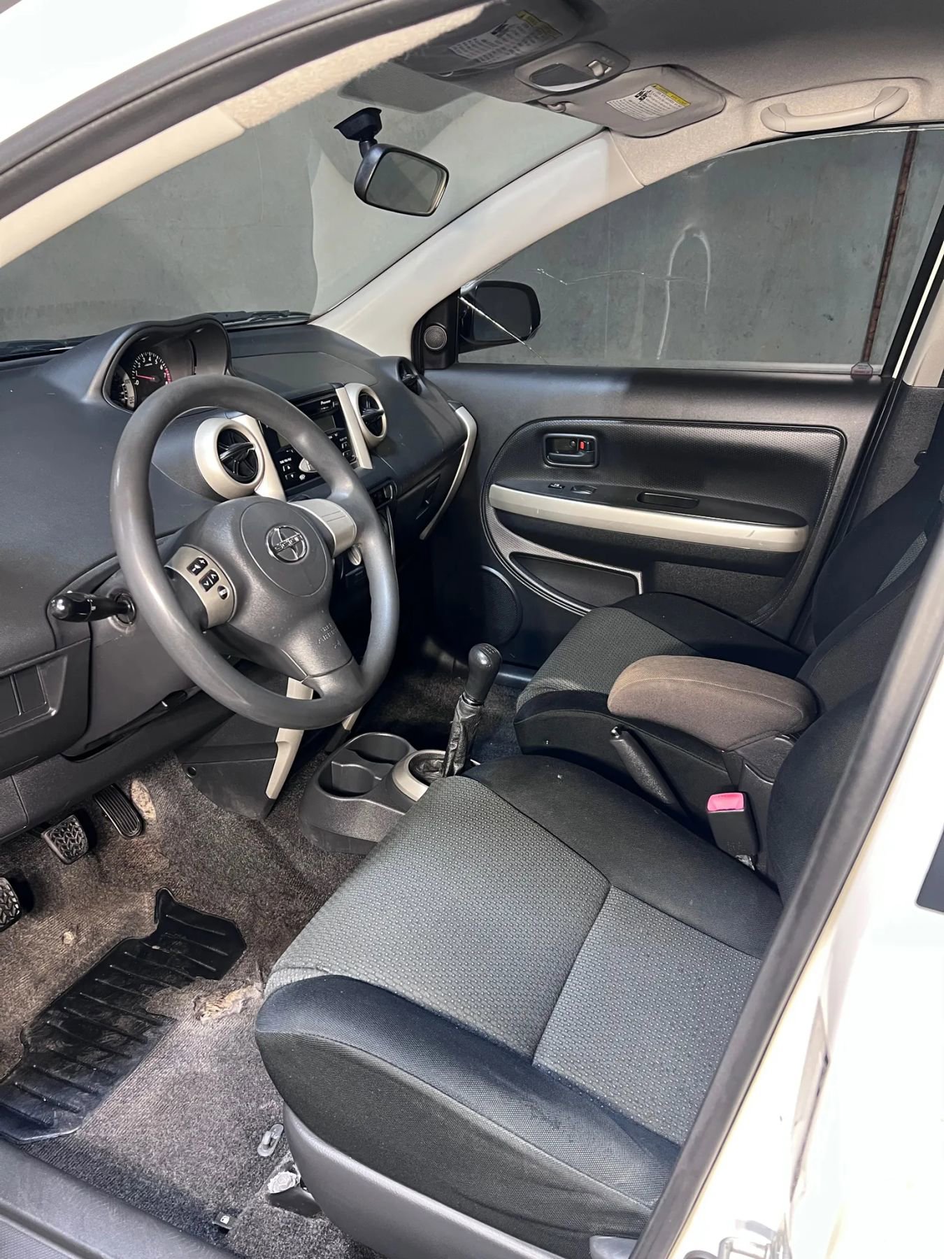 Used 2006 Scion xA Hatchback 4D image 13